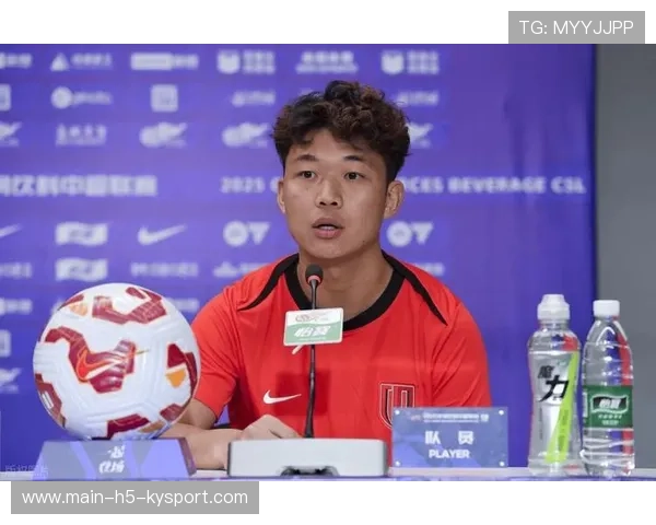 严鼎皓参与辽宁铁人首场演练，与李提香重组中场