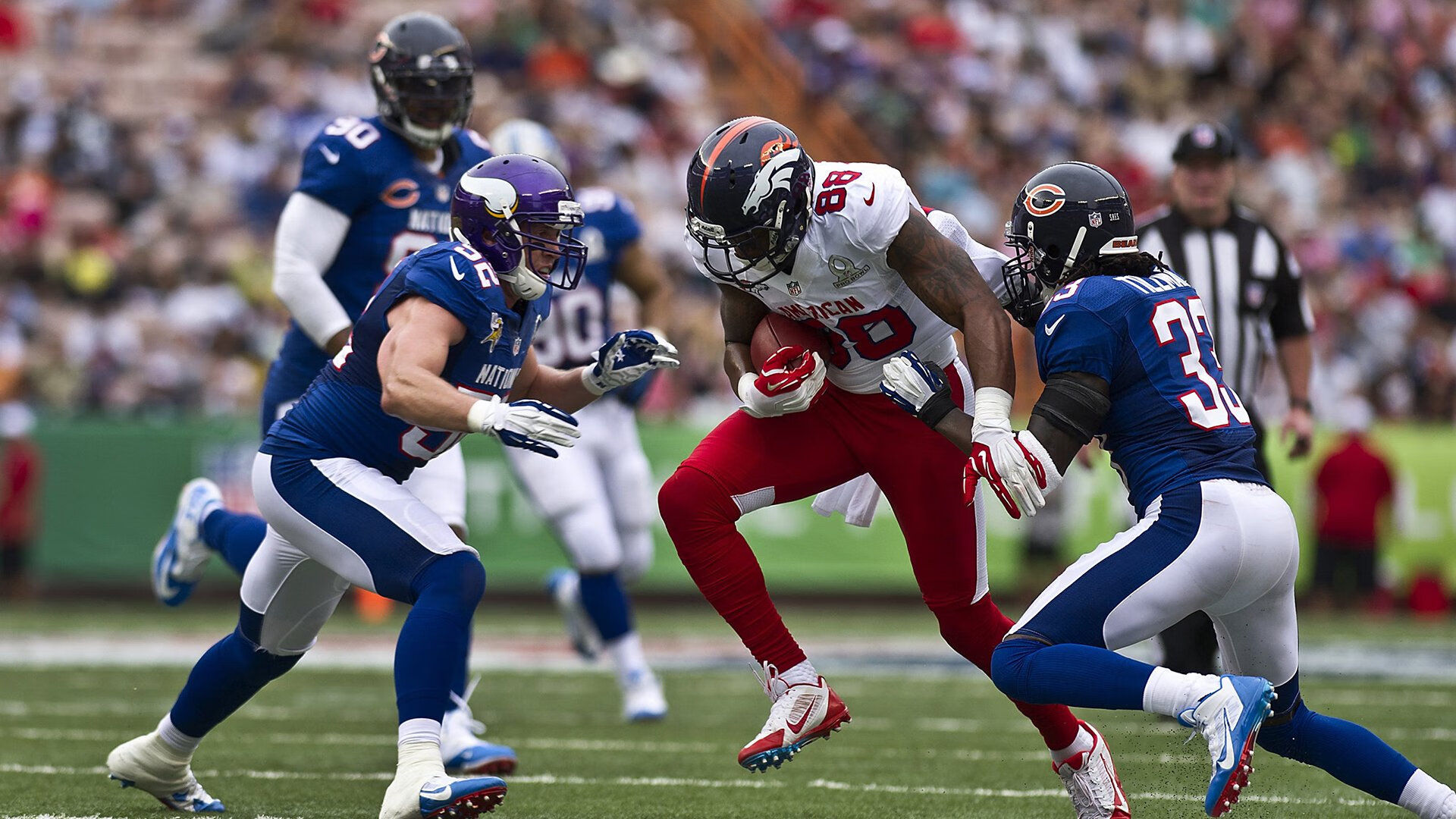 中立代表队A蝶泳选手节奏控制精准，蝶泳中国冠军